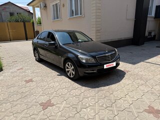 2010 Mercedes-Benz C-Класс 200 III (W204), чёрный, 1200000 рублей, вид 3
