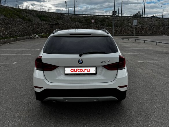 2014 BMW X1 18i I (E84) Рестайлинг, белый, 1450000 рублей - вид 11
