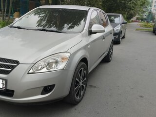 2009 Kia Ceed I, серебристый, 550000 рублей, вид 5