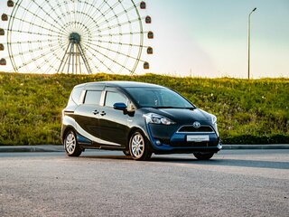 2018 Toyota Sienta II, чёрный, 1349000 рублей, вид 5