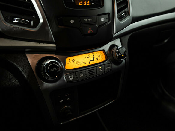 2013 SsangYong Actyon II Рестайлинг, серый - вид 14