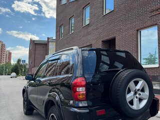 2003 Toyota RAV4 II (XA20) Рестайлинг, чёрный, 590000 рублей, вид 4