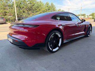 2020 Porsche Taycan Turbo I, красный, 9200000 рублей, вид 5