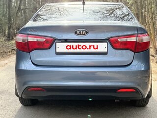 2012 Kia Rio 5-speed III, голубой, 830000 рублей, вид 5
