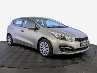 2017 Kia Ceed II Рестайлинг, серебристый, 1300000 рублей, вид 3