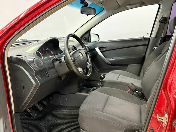 2011 Chevrolet Aveo I Рестайлинг, красный - вид 9