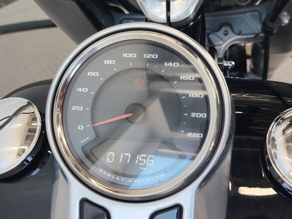 2020 Harley-Davidson Fat Boy, чёрный, 1929000 рублей - вид 8
