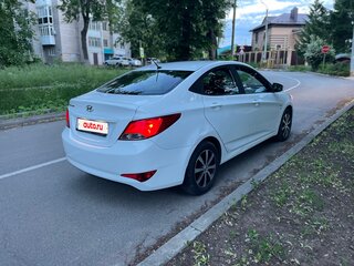 2016 Hyundai Solaris I Рестайлинг, белый, 1100000 рублей, вид 4