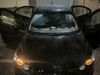 2014 Chevrolet Aveo II, чёрный, 570000 рублей, вид 2