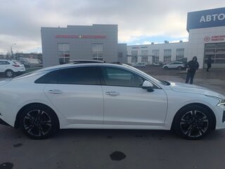 2020 Kia K5 III, белый, 2800000 рублей, вид 3