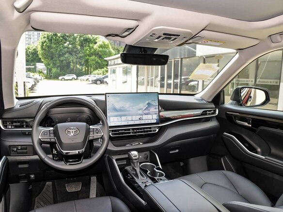 2026 Toyota Highlander IV (XU70), чёрный - вид 10
