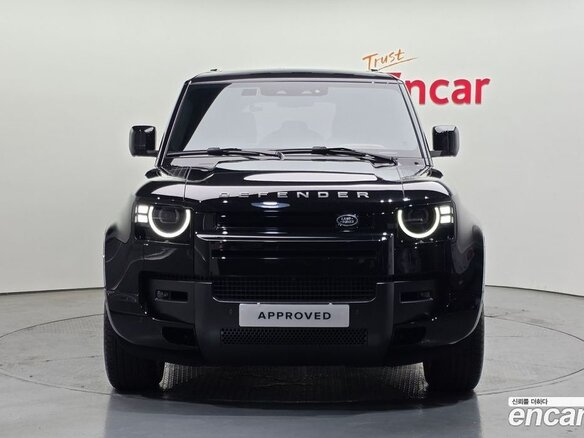 2026 Land Rover Defender 110 II, чёрный, 14142000 рублей