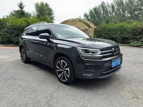 Volkswagen Tharu I