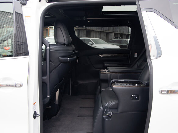 2019 Toyota Alphard III Рестайлинг, белый, 4184973 рублей - вид 10
