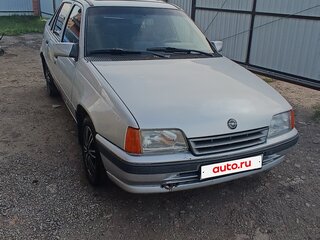 1991 Opel Kadett 5-speed E Рестайлинг, серебристый, 150000 рублей, вид 3