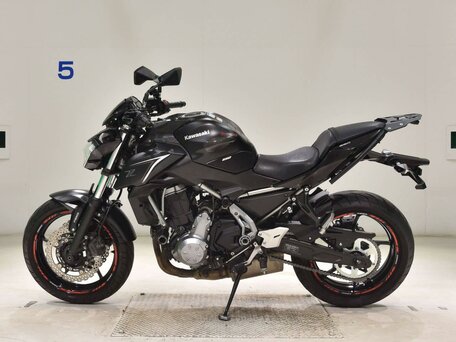 2018 Kawasaki Z 650, чёрный, 695000 рублей, вид 1