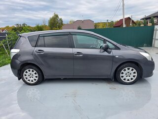 2011 Toyota Verso I, серый, 777000 рублей, вид 4