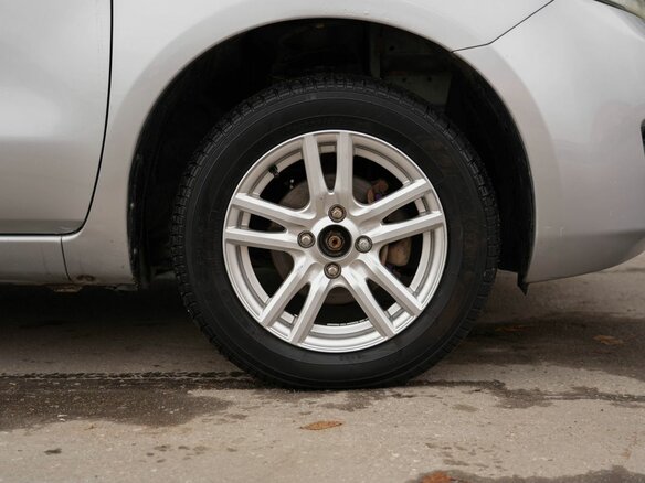 2011 Nissan Note I Рестайлинг, серый, 690000 рублей - вид 9