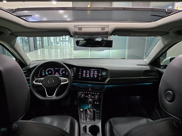 2023 Volkswagen Jetta VII Рестайлинг, белый - вид 6