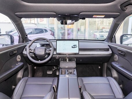 2026 Toyota bZ3X 58.3 kWh, белый, 2490000 рублей, вид 3