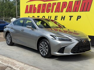 2025 Lexus ES 200 VII Рестайлинг 2, серебристый, 6100000 рублей, вид 4