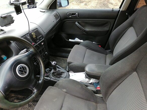 2000 Volkswagen Golf IV, синий, 420000 рублей - вид 3