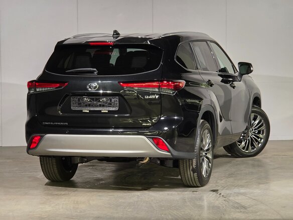 2026 Toyota Highlander IV (XU70), чёрный - вид 30