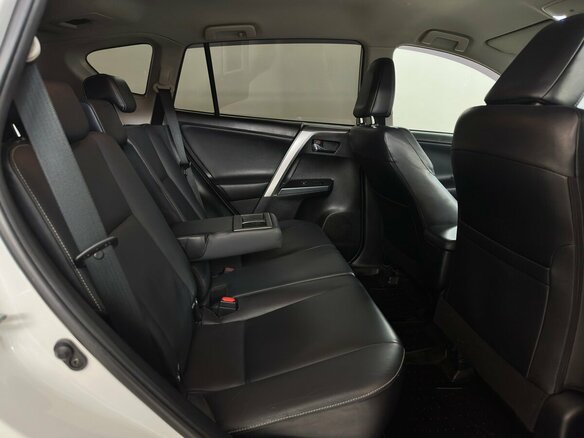 2016 Toyota RAV4 IV (XA40) Рестайлинг, белый - вид 13