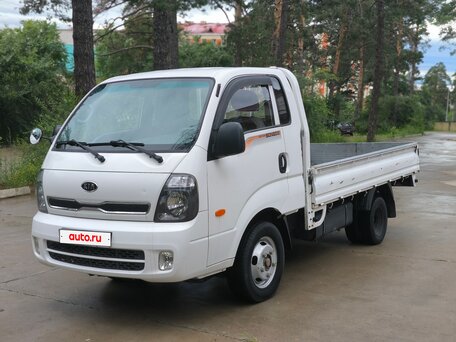 2012 Kia Bongo, белый, 1700000 рублей, вид 3