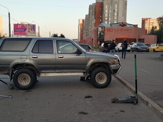 1988 Toyota Hilux Surf I, серый, 578000 рублей, вид 3