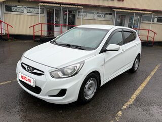 2012 Hyundai Solaris I, белый, 554990 рублей, вид 1