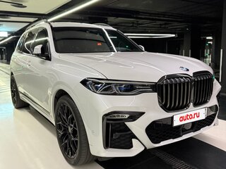 2020 BMW X7 40i I (G07), белый, 6790000 рублей, вид 2