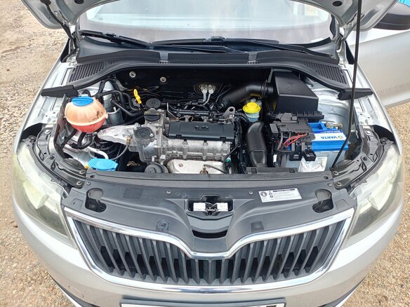 2014 Skoda Rapid I, серебристый, 800000 рублей - вид 7