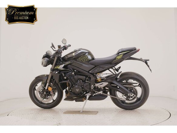 2025 Triumph Street Triple, чёрный, 1477000 рублей