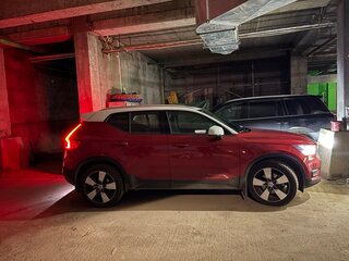 2019 Volvo XC40 I, красный, 4100000 рублей, вид 2