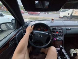1999 Mercedes-Benz E-Класс 200 II (W210, S210) Рестайлинг, белый, 330000 рублей, вид 5