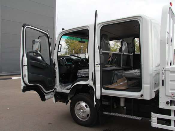 2026 Isuzu Elf (N-series), белый, 5000000 рублей - вид 12