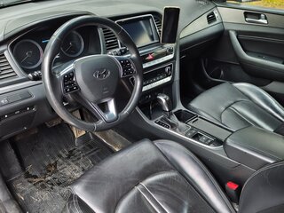 2017 Hyundai Sonata VII (LF) Рестайлинг, белый, 1520000 рублей, вид 5