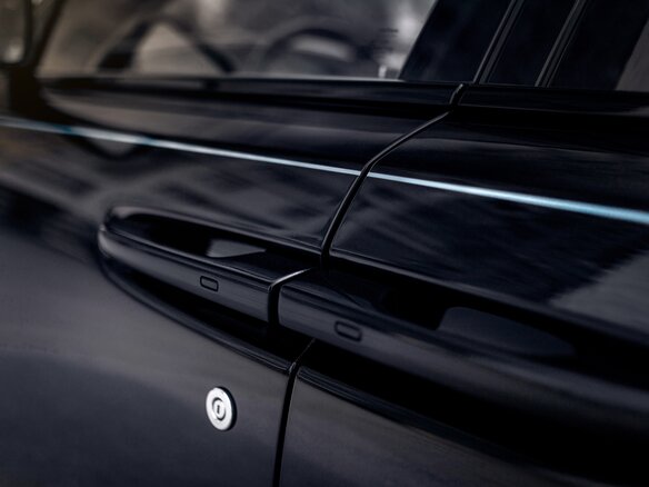 2022 Rolls-Royce Ghost Black Badge II (Series I), чёрный - вид 10