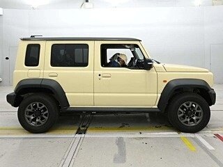 2025 Suzuki Jimny IV, бежевый, 2150000 рублей, вид 3