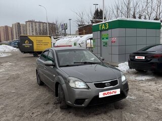 2011 Kia Rio II Рестайлинг, серебристый, 530000 рублей, вид 4