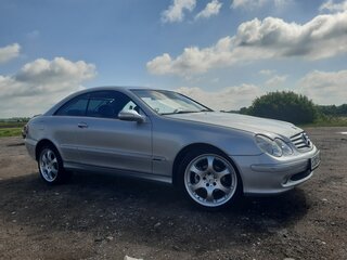 2003 Mercedes-Benz CLK-Класс 200 II (W209), серебристый, 890000 рублей, вид 3