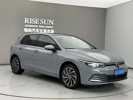 Volkswagen Golf VIII