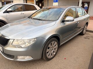 2009 Skoda Superb II, серый, 1000000 рублей, вид 4