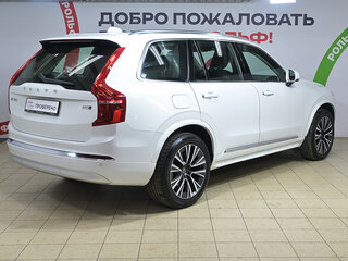 2022 Volvo XC90 II Рестайлинг 1, белый, 5107000 рублей, вид 4