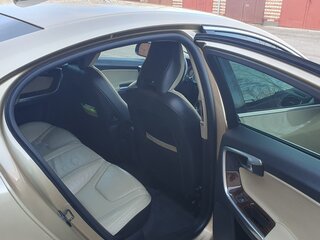 2011 Volvo S60 II, золотистый, 960000 рублей, вид 4