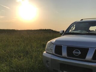 2004 Nissan Armada I, серебристый, 1100000 рублей, вид 1