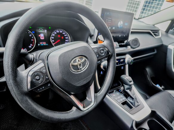 2021 Toyota Wildlander I, чёрный, 3235000 рублей - вид 12