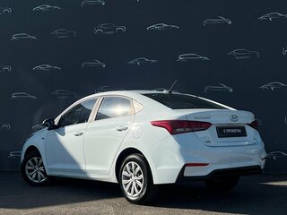 2019 Hyundai Solaris II, белый, 1493800 рублей, вид 4