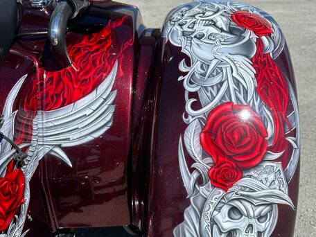 2017 Harley-Davidson Freewheeler, красный, 2800000 рублей, вид 4